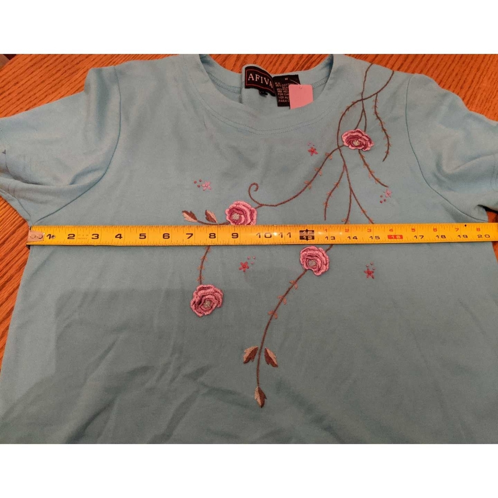 Afiva 2 piece outfit medium - Picture 7 of 8